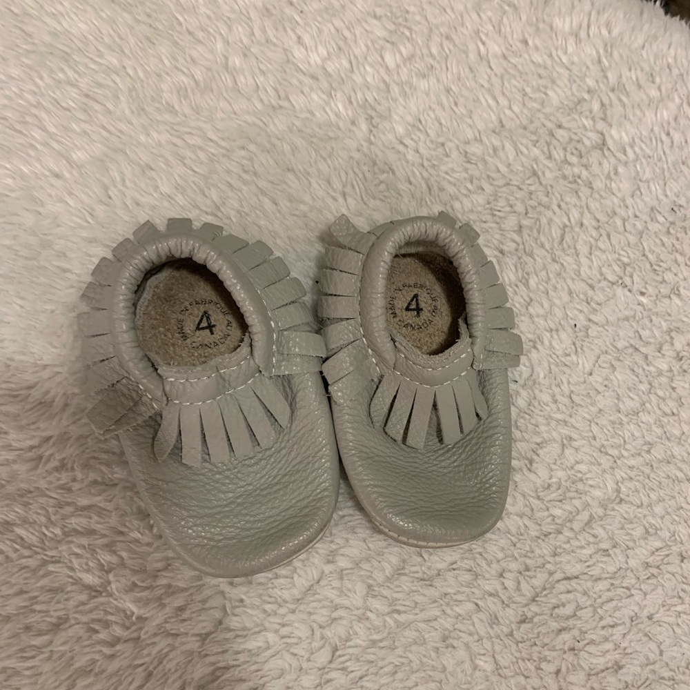 Heyfolks baby moccasins